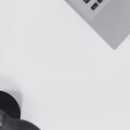 leader_59_white_desk_feature.jpg