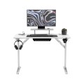 leader5.1_white_front2_accessories.jpg