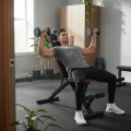 gorilla_15_schoulders_square.jpg